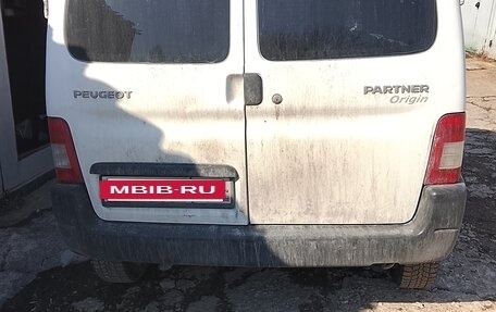 Peugeot Partner II рестайлинг 2, 2010 год, 300 000 рублей, 2 фотография