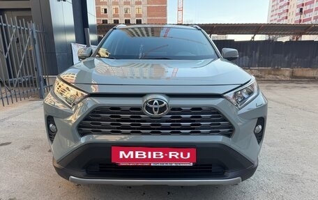 Toyota RAV4, 2020 год, 3 999 999 рублей, 6 фотография