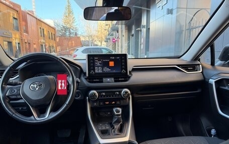 Toyota RAV4, 2020 год, 3 999 999 рублей, 9 фотография