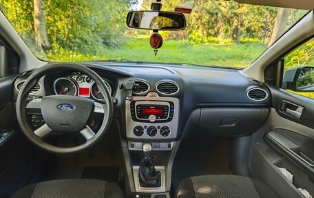 Ford Focus II рестайлинг, 2010 год, 830 000 рублей, 21 фотография