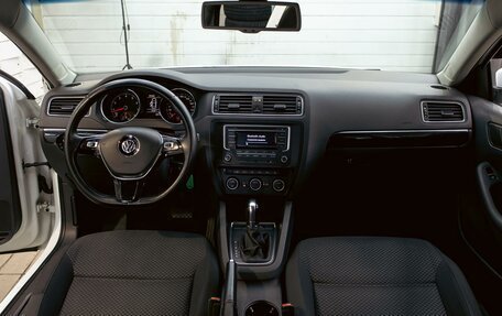 Volkswagen Jetta VI, 2016 год, 1 295 000 рублей, 16 фотография