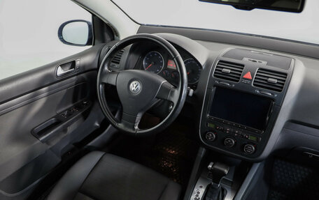 Volkswagen Golf V, 2005 год, 629 000 рублей, 8 фотография