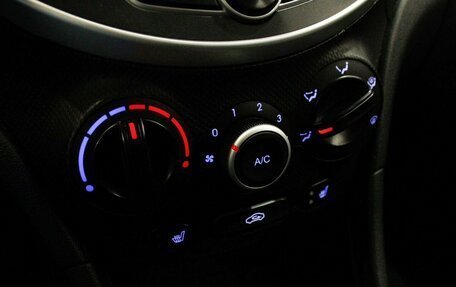 Hyundai Solaris II рестайлинг, 2013 год, 849 000 рублей, 17 фотография