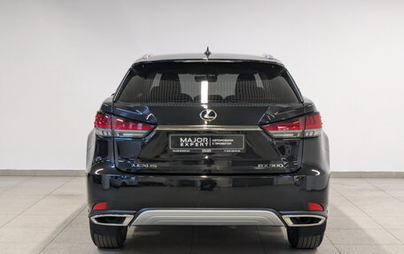 Lexus RX IV рестайлинг, 2020 год, 5 600 000 рублей, 6 фотография