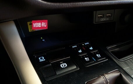 Lexus RX IV рестайлинг, 2020 год, 5 600 000 рублей, 30 фотография