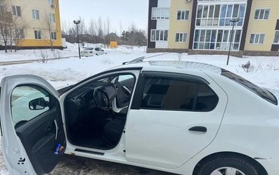 Renault Logan II, 2017 год, 650 000 рублей, 1 фотография