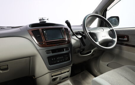 Toyota Nadia, 2000 год, 599 000 рублей, 2 фотография