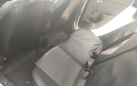 Hyundai Solaris II рестайлинг, 2017 год, 990 000 рублей, 5 фотография