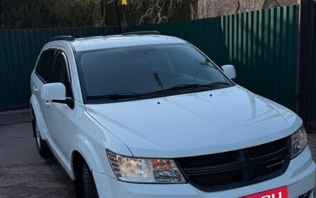 Dodge Journey I, 2012 год, 970 000 рублей, 2 фотография