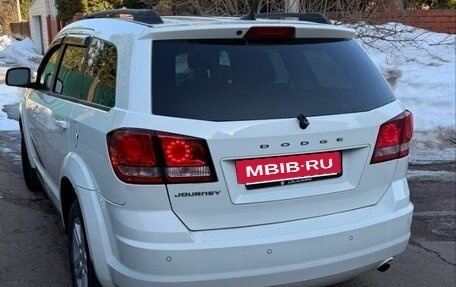 Dodge Journey I, 2012 год, 970 000 рублей, 3 фотография