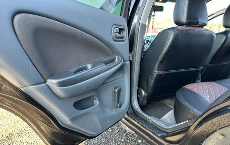 Nissan Almera, 2005 год, 335 000 рублей, 21 фотография