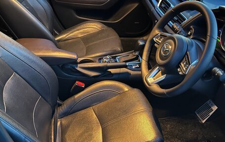 Mazda Axela, 2018 год, 1 400 000 рублей, 13 фотография