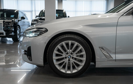 BMW 5 серия, 2021 год, 4 800 000 рублей, 27 фотография