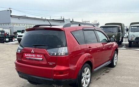 Mitsubishi Outlander III рестайлинг 3, 2011 год, 990 000 рублей, 2 фотография