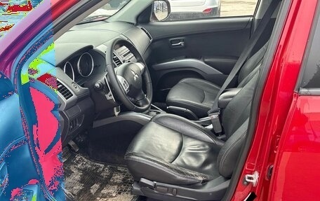 Mitsubishi Outlander III рестайлинг 3, 2011 год, 990 000 рублей, 6 фотография