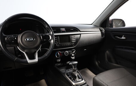 KIA Rio IV, 2018 год, 1 599 000 рублей, 9 фотография