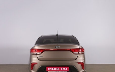 KIA Rio IV, 2018 год, 1 599 000 рублей, 6 фотография