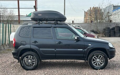 Chevrolet Niva I рестайлинг, 2015 год, 599 990 рублей, 8 фотография