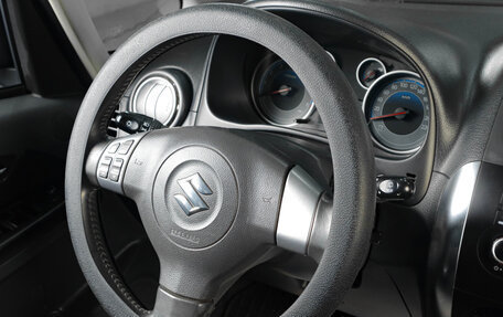 Suzuki SX4 II рестайлинг, 2010 год, 999 000 рублей, 12 фотография