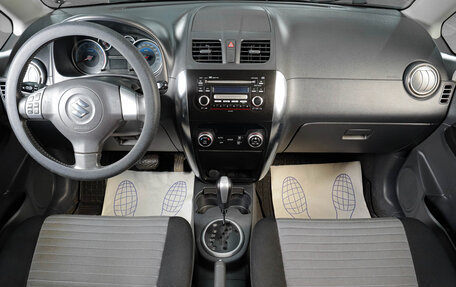 Suzuki SX4 II рестайлинг, 2010 год, 999 000 рублей, 13 фотография