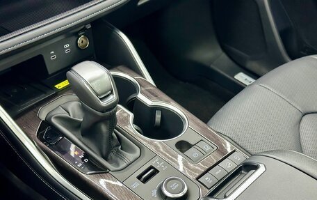 Toyota Highlander, 2026 год, 5 700 000 рублей, 31 фотография