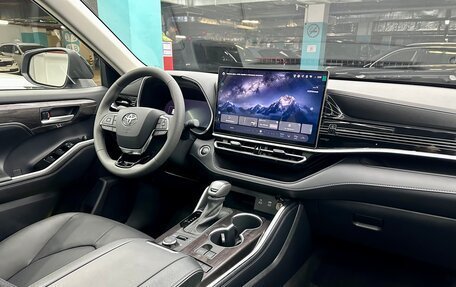 Toyota Highlander, 2026 год, 5 700 000 рублей, 40 фотография