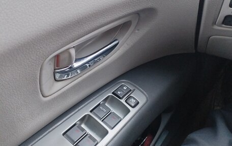 Subaru Tribeca I рестайлинг, 2005 год, 750 000 рублей, 3 фотография