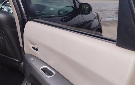 Subaru Tribeca I рестайлинг, 2005 год, 750 000 рублей, 22 фотография