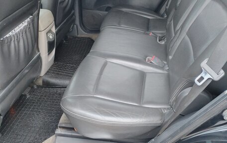 Subaru Tribeca I рестайлинг, 2005 год, 750 000 рублей, 18 фотография