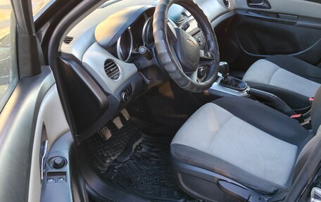 Chevrolet Cruze II, 2013 год, 545 000 рублей, 8 фотография