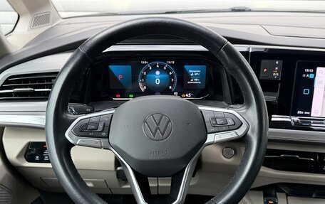 Volkswagen Multivan, 2023 год, 4 150 000 рублей, 7 фотография