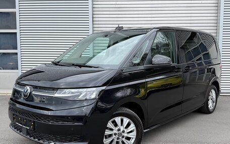 Volkswagen Multivan, 2023 год, 4 150 000 рублей, 5 фотография