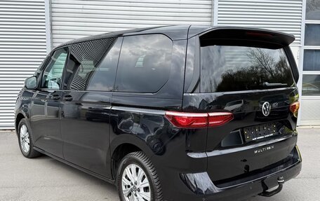 Volkswagen Multivan, 2023 год, 4 150 000 рублей, 4 фотография