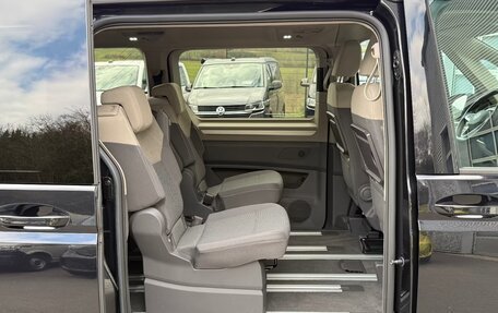 Volkswagen Multivan, 2023 год, 4 150 000 рублей, 15 фотография