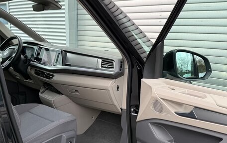 Volkswagen Multivan, 2023 год, 4 150 000 рублей, 24 фотография