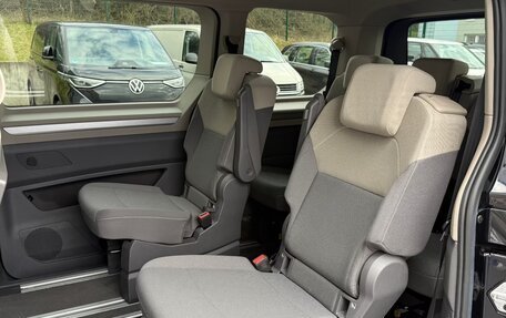 Volkswagen Multivan, 2023 год, 4 150 000 рублей, 25 фотография