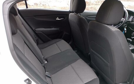 KIA Rio IV, 2020 год, 1 720 000 рублей, 10 фотография