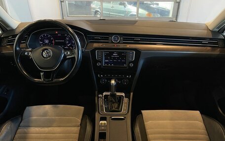 Volkswagen Passat B8 рестайлинг, 2017 год, 1 660 000 рублей, 9 фотография