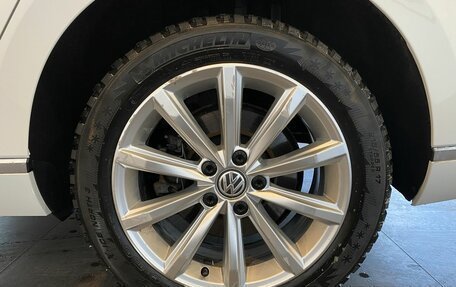 Volkswagen Passat B8 рестайлинг, 2017 год, 1 660 000 рублей, 20 фотография