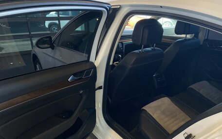 Volkswagen Passat B8 рестайлинг, 2017 год, 1 660 000 рублей, 24 фотография