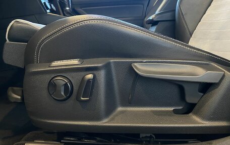 Volkswagen Passat B8 рестайлинг, 2017 год, 1 660 000 рублей, 34 фотография