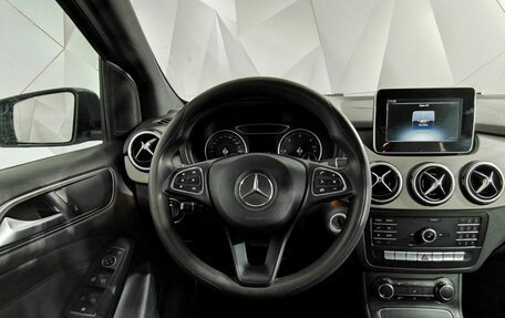 Mercedes-Benz B-Класс, 2018 год, 1 525 000 рублей, 20 фотография