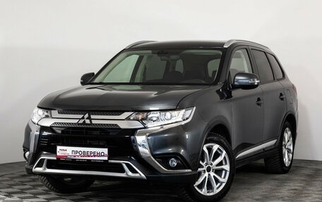 Mitsubishi Outlander III рестайлинг 3, 2019 год, 2 299 000 рублей, 1 фотография