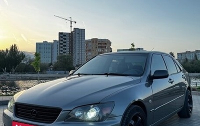 Lexus IS II рестайлинг 2, 2000 год, 730 000 рублей, 1 фотография