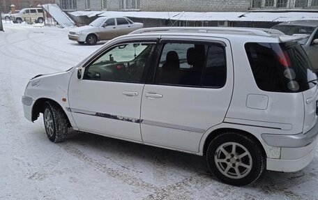 Toyota Raum I, 2001 год, 355 000 рублей, 1 фотография