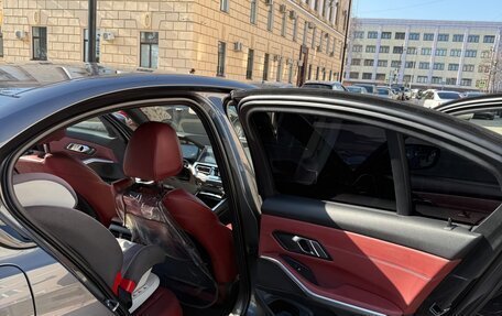 BMW 3 серия, 2021 год, 4 500 000 рублей, 14 фотография