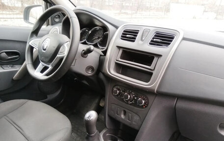 Renault Logan II, 2019 год, 650 000 рублей, 13 фотография