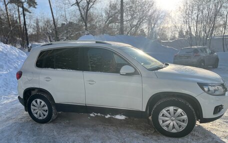 Volkswagen Tiguan I, 2015 год, 1 700 000 рублей, 3 фотография