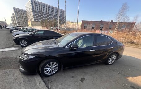 Toyota Camry, 2020 год, 2 700 000 рублей, 3 фотография