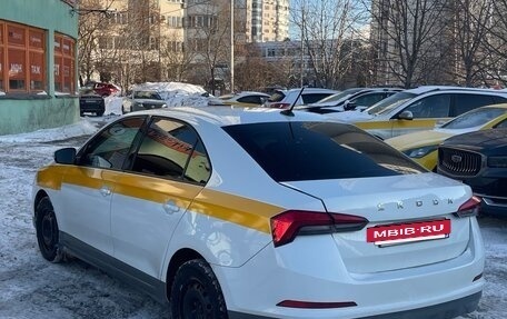 Skoda Rapid II, 2020 год, 1 000 000 рублей, 2 фотография